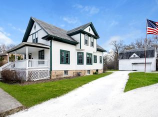 989 Shermer Rd, Northbrook, IL 60062