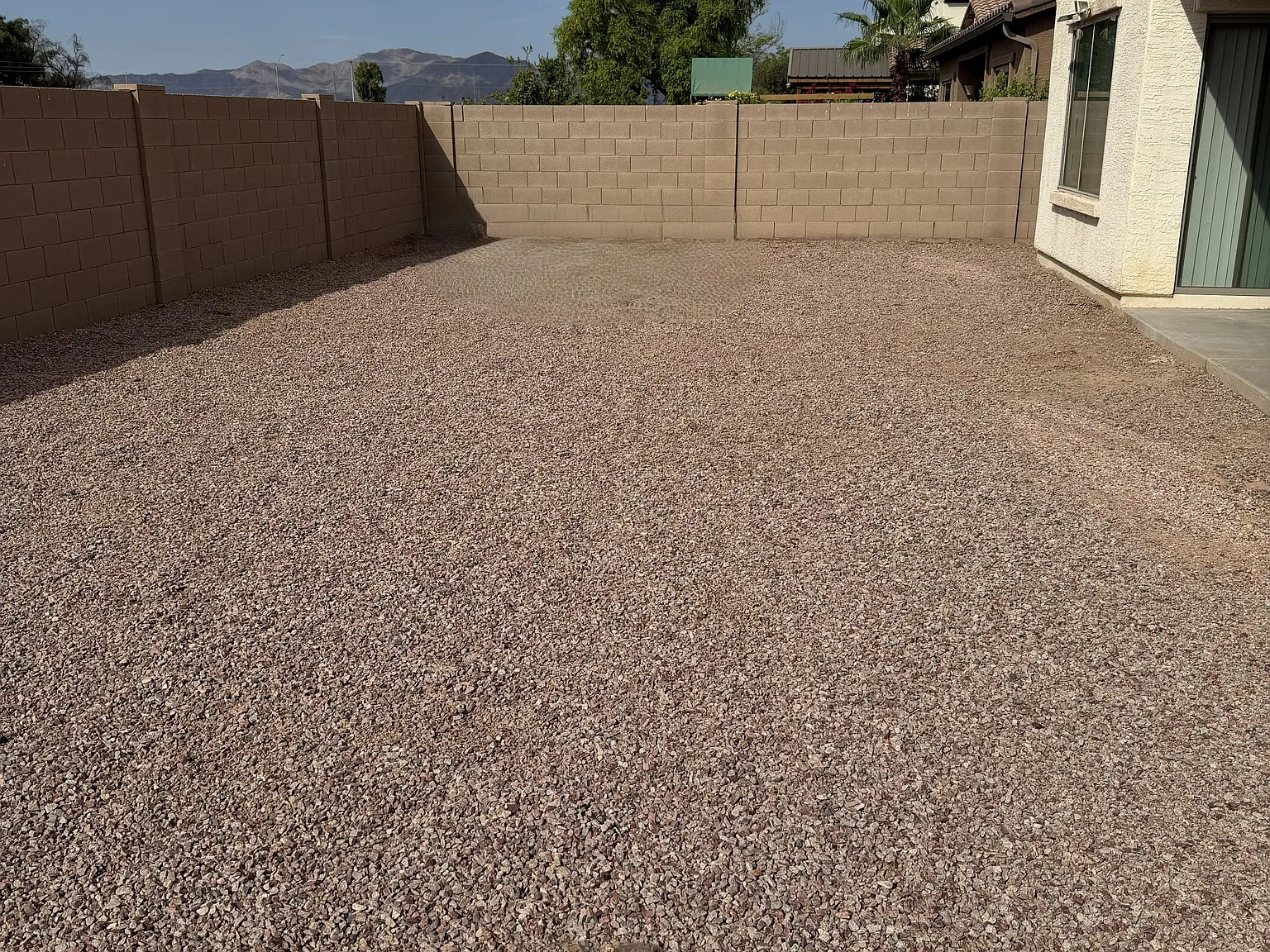 3 bed, 1816 sqft, $2,000 — Photo 2