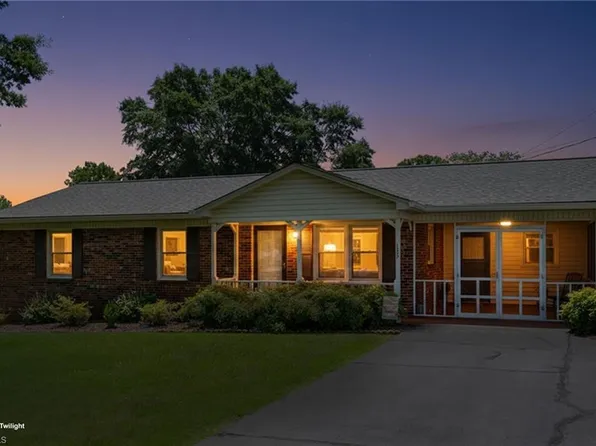 132 Circle Loop, Eden, NC 27288