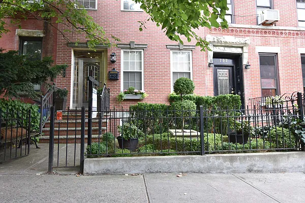 Rented by Madison Estates & Properties | media 15