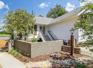 14 Lake Village Ln, Isle Of Palms, SC 29451