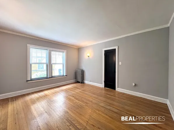 2106 W Ainslie St #N2, Chicago, IL 60625