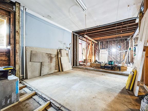 2nd image of 1052 McLean Avenue