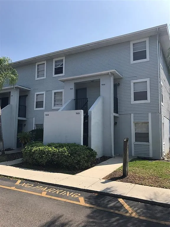1 bed, 1.0 bath, 504 sqft, $1,000 — Photo 1