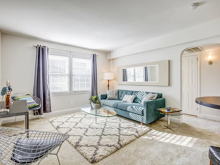 Myerton Apartments — Photo 10