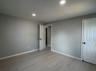 768 Parkway Ave FLOOR 2, Trenton, NJ 08618