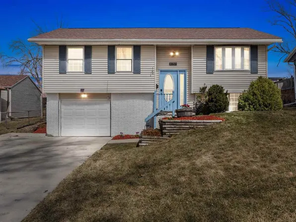 6050 Eastview Ave SW, Cedar Rapids, IA 52404