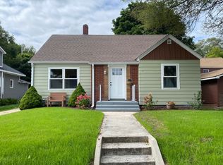 221 S 5th St, Rogers City, MI 49779