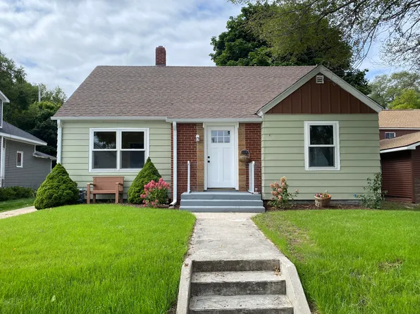 221 S 5th St, Rogers City, MI 49779