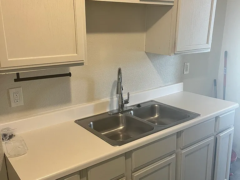 220 W Excelsior St #1 — Photo 6