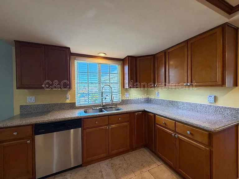 4981 Dassco Ct — Photo 6