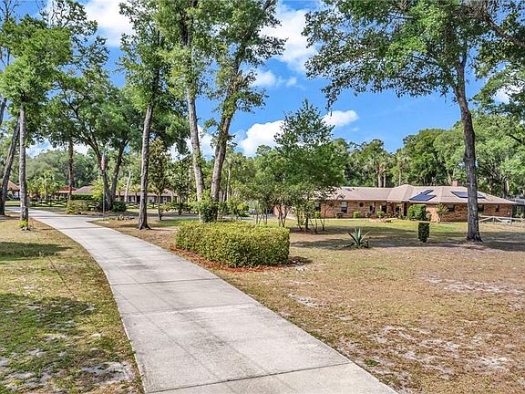 4th image of 721 McGregor Rd