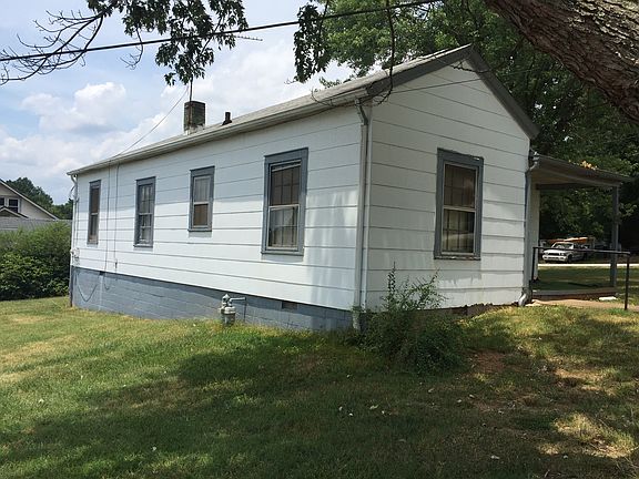3rd image of 2300 Cline St