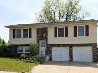 7805 Bastille Rd, Severn, MD 21144