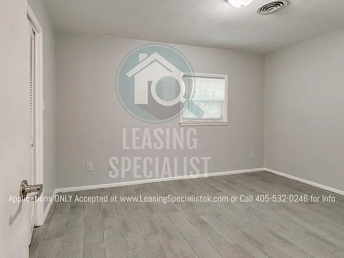 1025 Parsons St — Photo 19