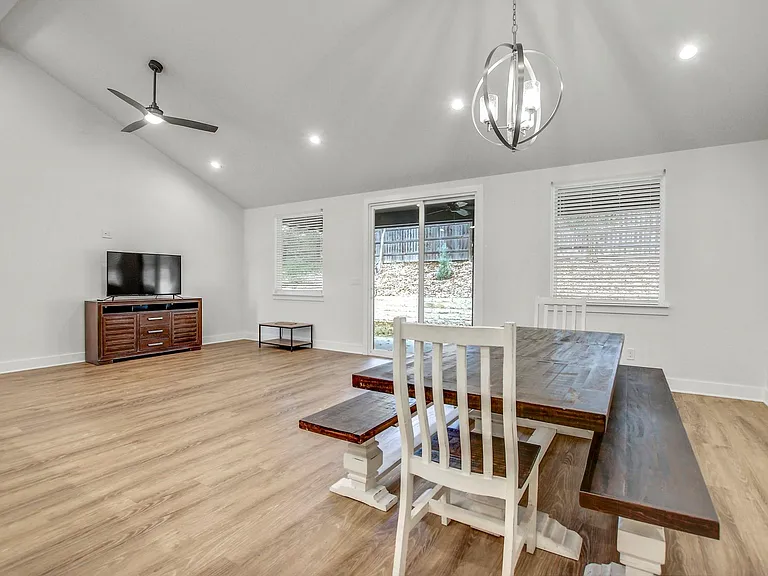 6509 Shady Ln — Photo 12