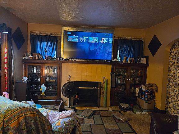 unit 1 living room