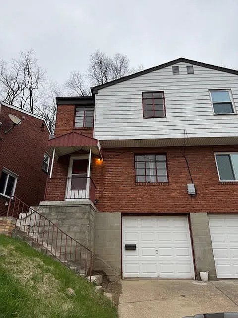 954 Oranmore St photo 1
