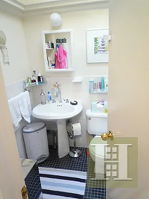 Rented by Halstead Real Estate | media 8