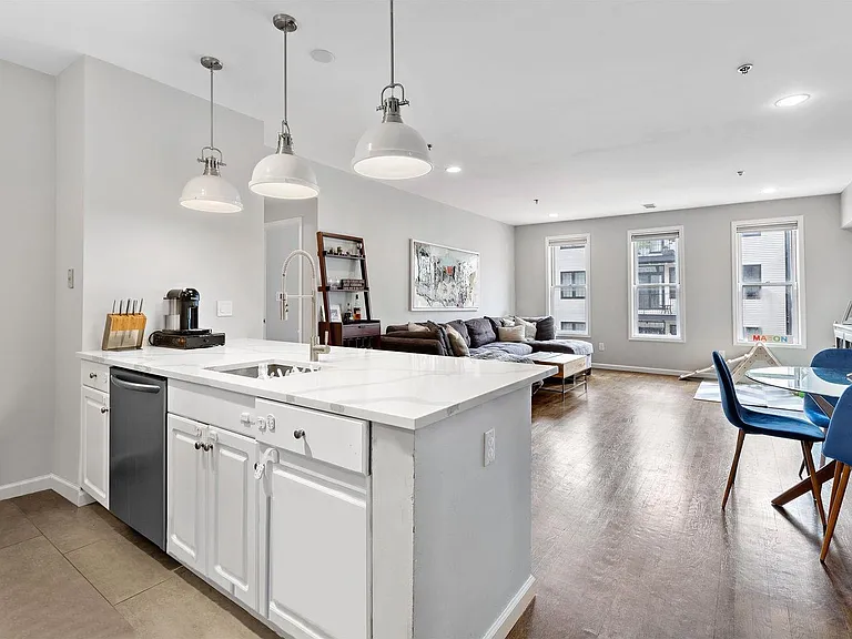 901 Madison St #5C — Photo 7