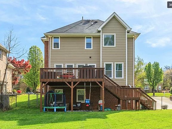 5th image of 128 Bradford Place Ln