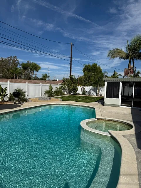 4 bed, 1769 sqft, $4,450 — Photo 1
