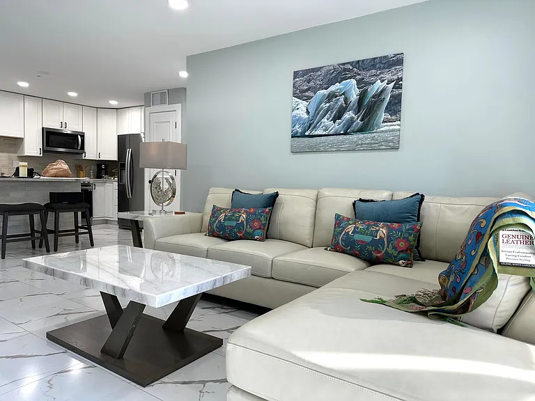 3223 Beneva Rd #104 — Photo 3