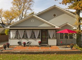 4804 Maple St, Willoughby, OH 44094