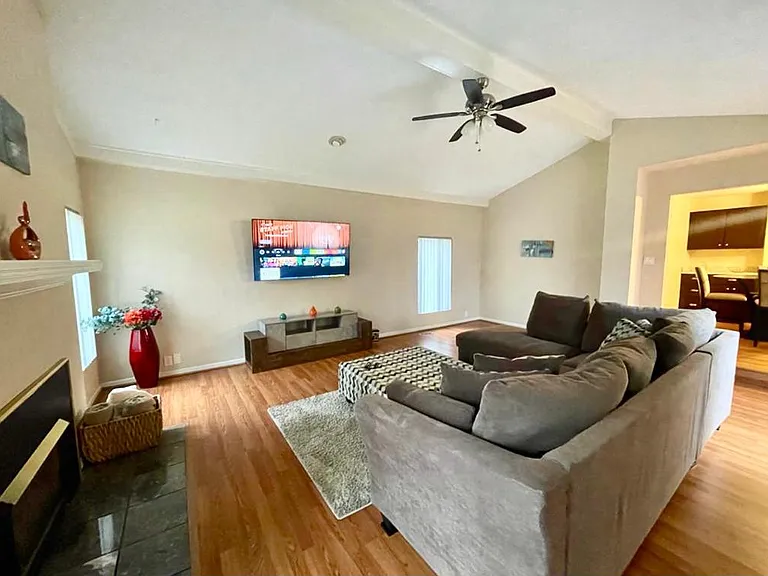 1990 Squirrel Valley Dr — Photo 14