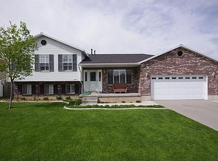 2504 W Brucemont Dr, Taylorsville, UT 84129