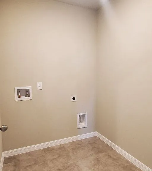 877 Cambridge Dr — Photo 19