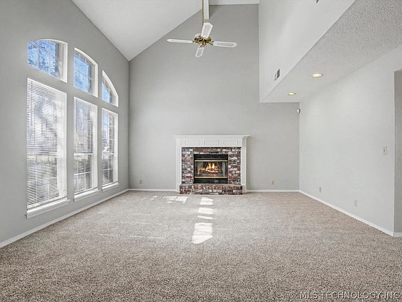 5th image of 1312 W Honolulu Pl