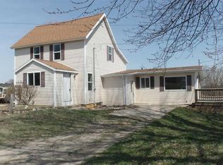 10611 S Crawford Rd, Shepherd, MI 48883
