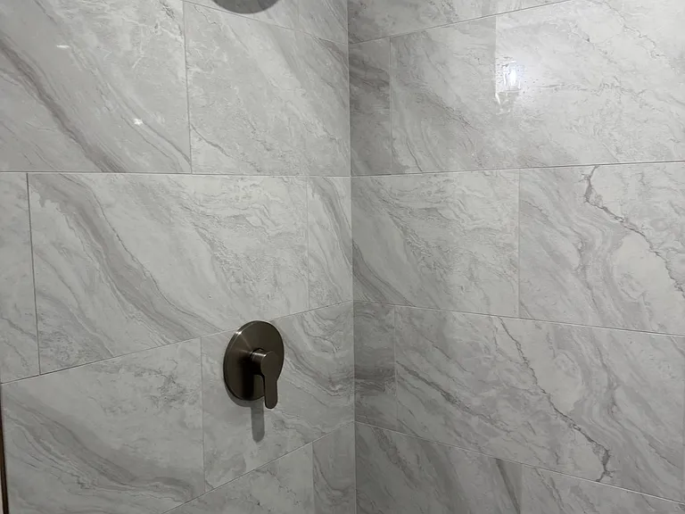 2nd Bathroom shower