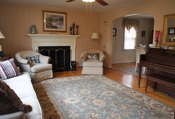 5th image of 129 Kenilworth Ave