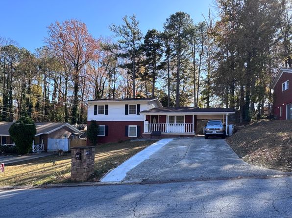 4112 Green Oak Dr