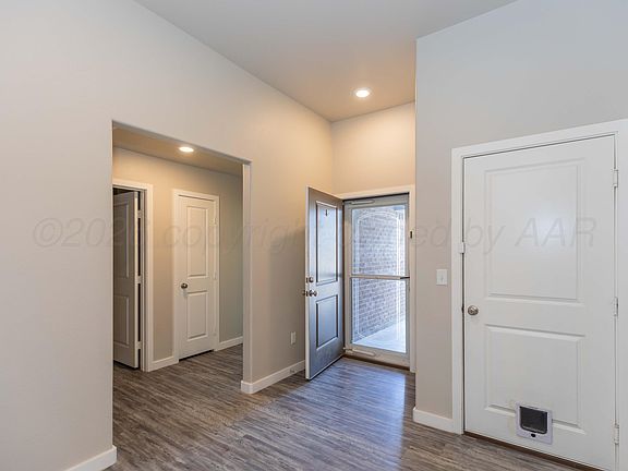 3rd image of 1837 Lullwater Rd
