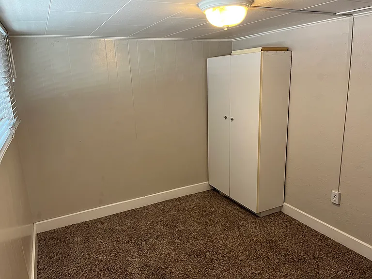 1064 E Hollywood Ave — Photo 10