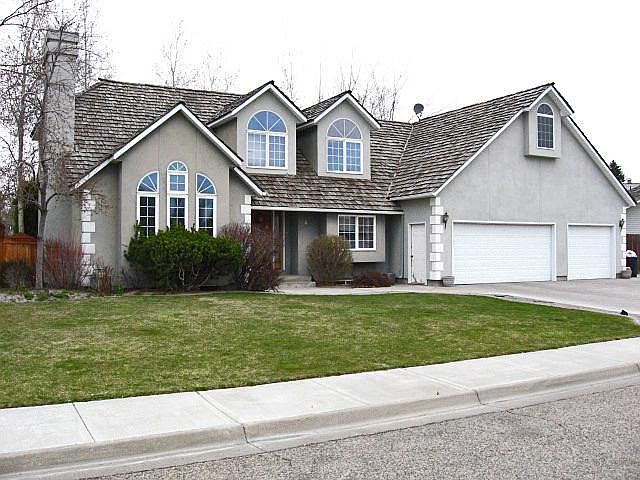 1st image of 2545 Waterford Ln