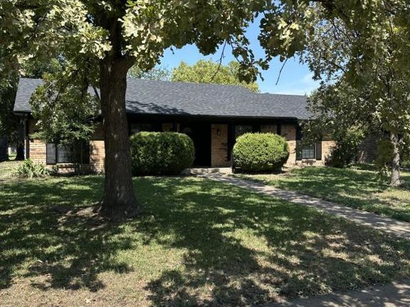 1631 Centenary Dr