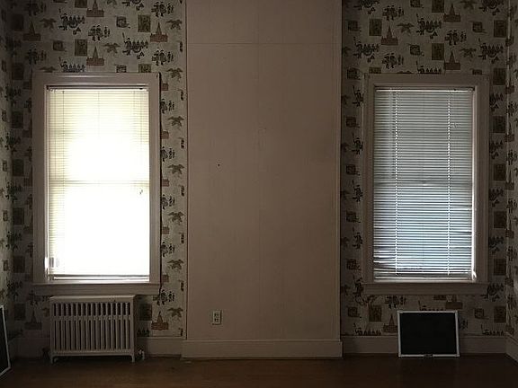 5th image of 460 Summit Ave #1