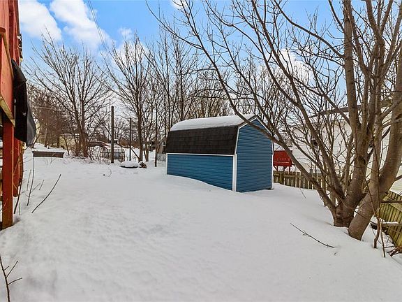 4th image of 15 Tilley's Road N