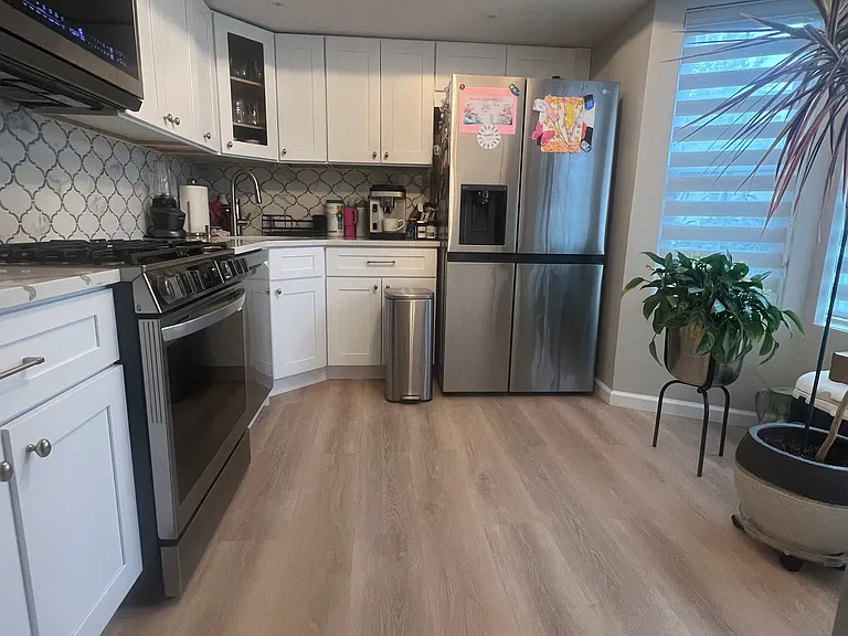 110 Wilshire Ct — Photo 1