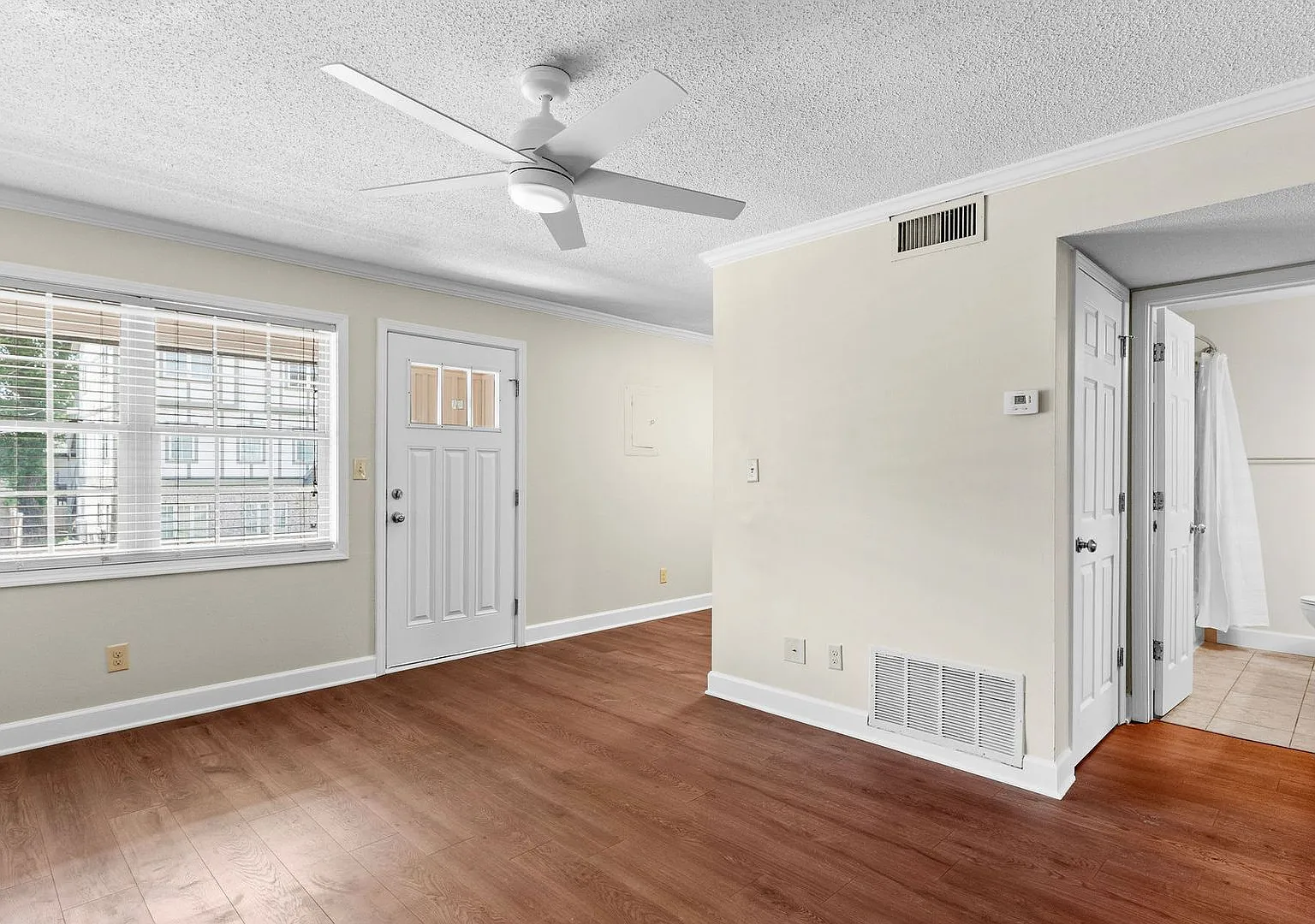 Merry Oaks Condo — Photo 4