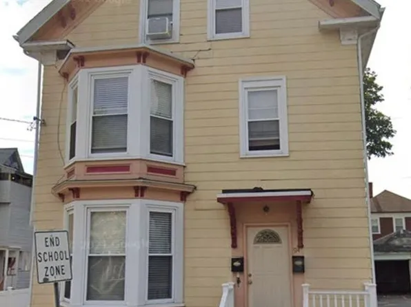 94 Rockaway St #1, Lynn, MA 01902