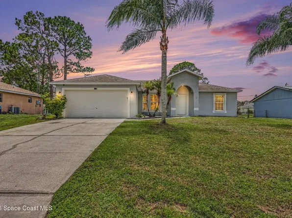 1126 Albion St NW, Palm Bay, FL 32907