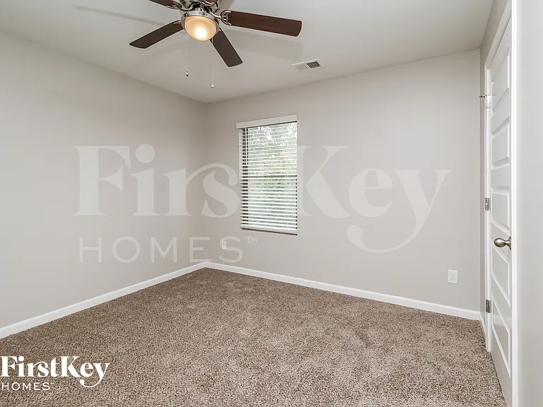 2057 Massey Ln — Photo 12