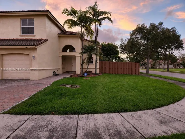 23906 SW 108th Pl, Homestead, FL 33032