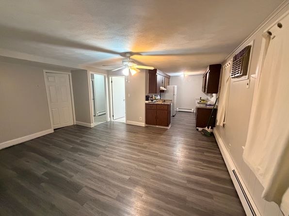 12 Blackstone Ave Floor 1