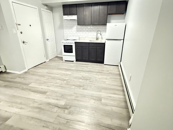 324 Hope Ave APT 6